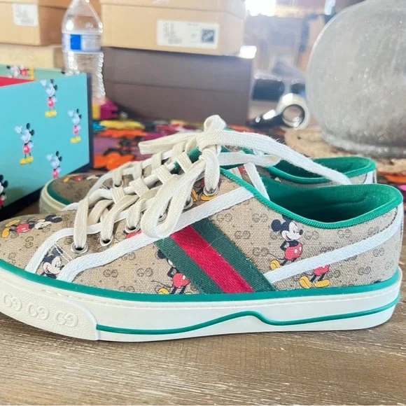 Gucci x Disney Mickey Mouse Athletic Shoes - Green and Cream - Picture 4 of 6